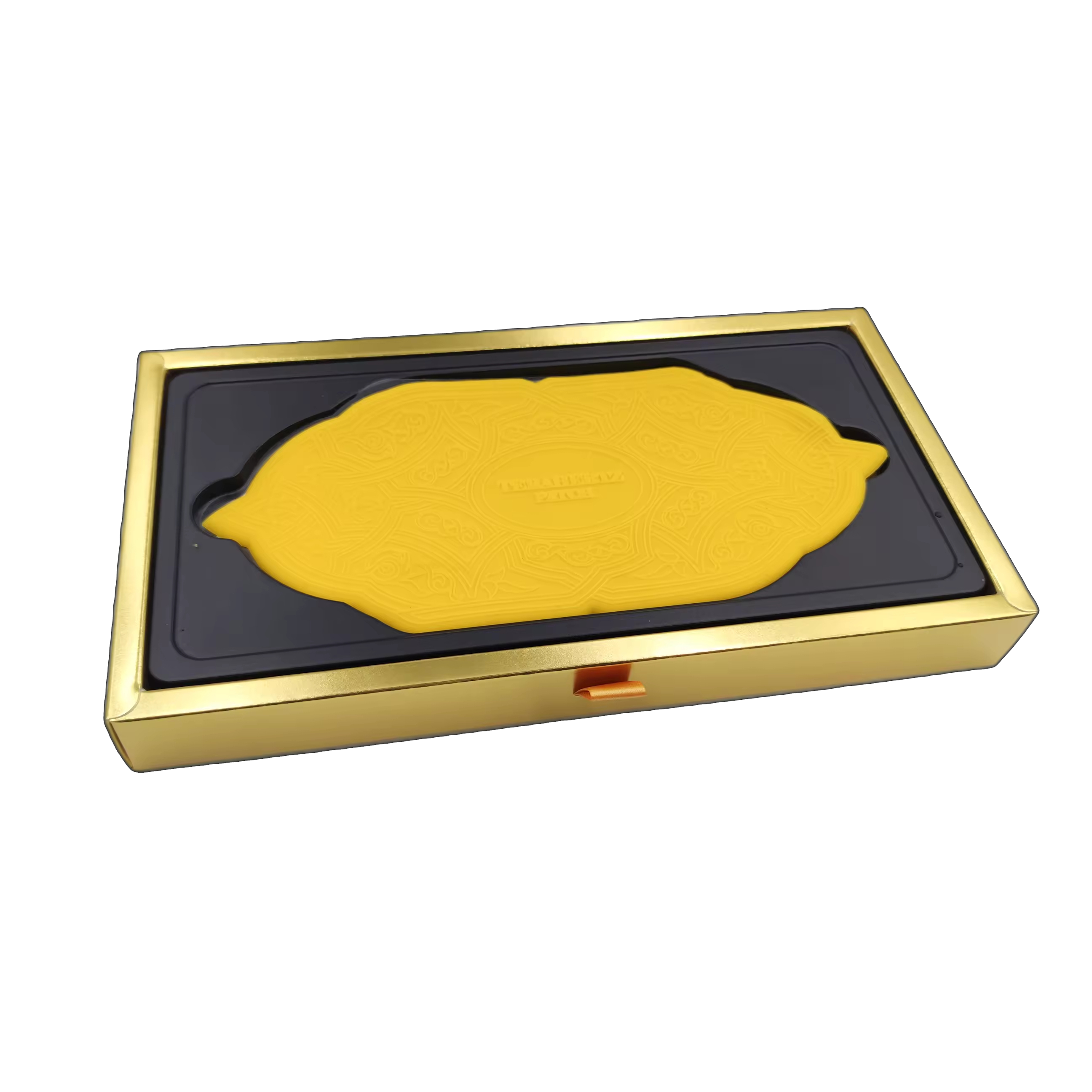 Biomax Terahertz Quantum Wellness Patch Gold Edition in an elegant golden box, showcasing innovative design.