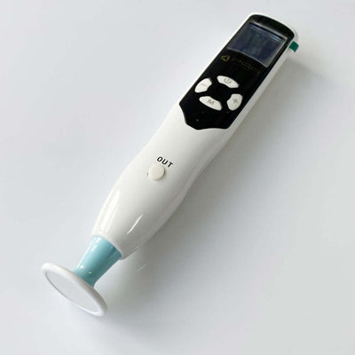 HaliPlasma – Fibroblast Plasma Pen shown in close-up with control buttons and a smooth treatment tip.